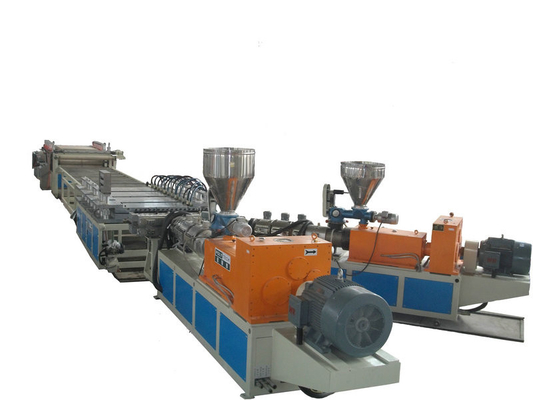 WPC Foamed Sheet Plastic Extrusion Line , 400Kg/h Two Conical Screw Extruders