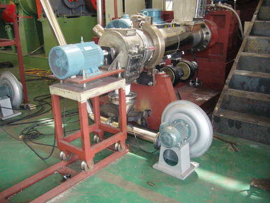 Multi - Screw PVC Plastic Pelletizing Machine + Single Screw Extruder Insulate With Good Foam